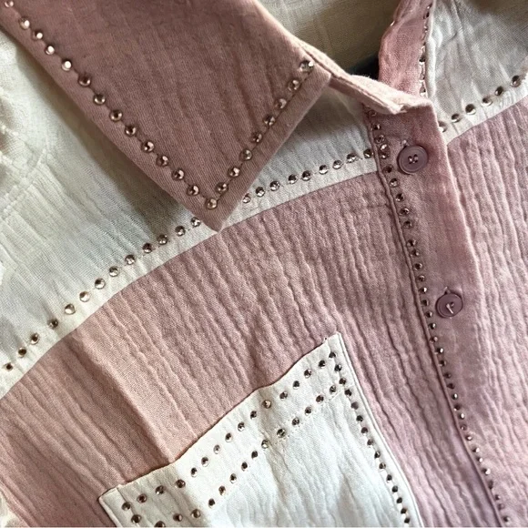 FANTASTIC FAWN western vibes button up textured rhinestone top size S - Picture 4 of 6